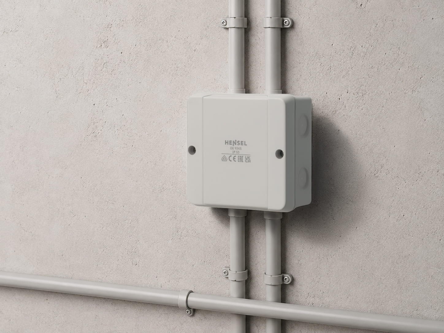Hensel DE Abzweigdose IP55 als Aufputzinstallation mit Installationsrohren