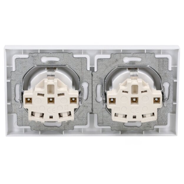 Busch-Jaeger Future Linear Set – 2x Steckdose, 1x Rahmen, 11,97