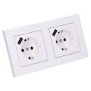 Jung SCHUKO USB-Steckdose Typ A Komplett-Set Serie A: 2x Steckdose A152018AWW und 2-fach Rahmen A5582BFWW Alpinweiß