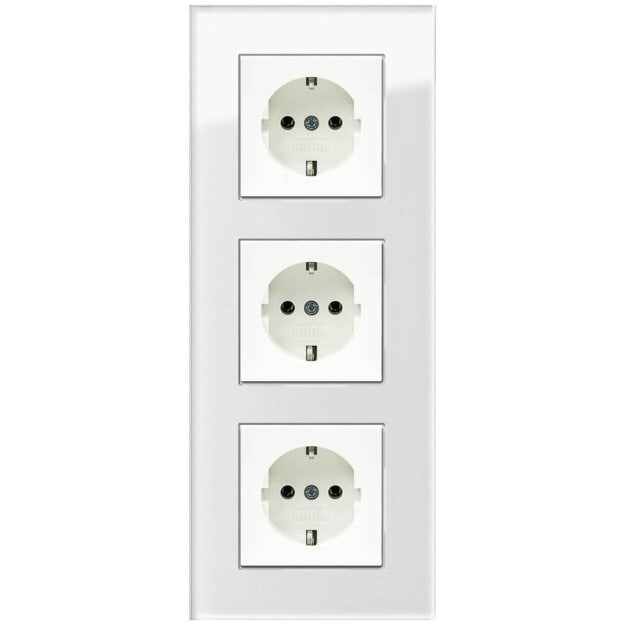 Gira Set: 3x Steckdose 418803 + 3fach Rahmen 021312