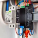 Shelly Schaltermodul auf DIN-Schiene 2 Kanäle 1-phasig 2x16A 110-240V AC Verbrauchsmessung WLAN LAN PRO 2PM