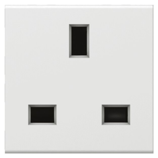 Legrand 077505 Britischer Standard (SK) mit erhöhtem Berührungsschutz Weiß