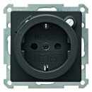 Berker 47086086 Steckdose SCHUKO mit FI-Schutzschalter...